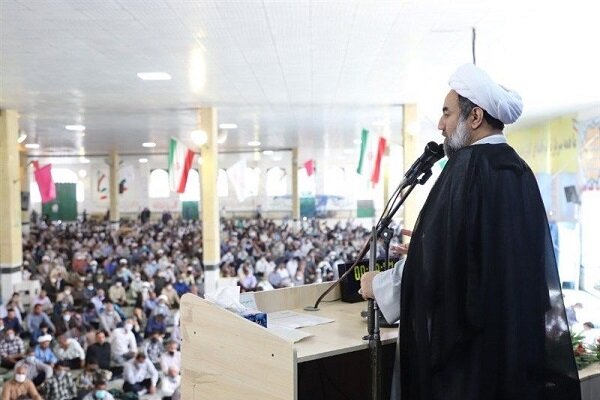 نماینده ولی فقیه در سیستان و بلوچستان و امام جمعه زاهدان : مقاومت ملت ایران راه پیروزی و تقوای الهی است