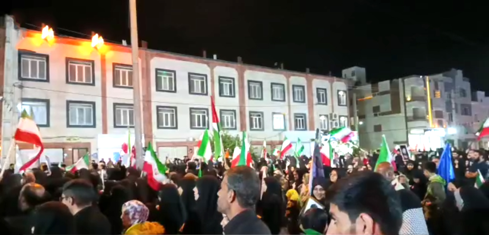 بیست‌وچهارمین شب حضور مردمی در زاهدان؛ تداوم همبستگی در خیابان‌های شهر