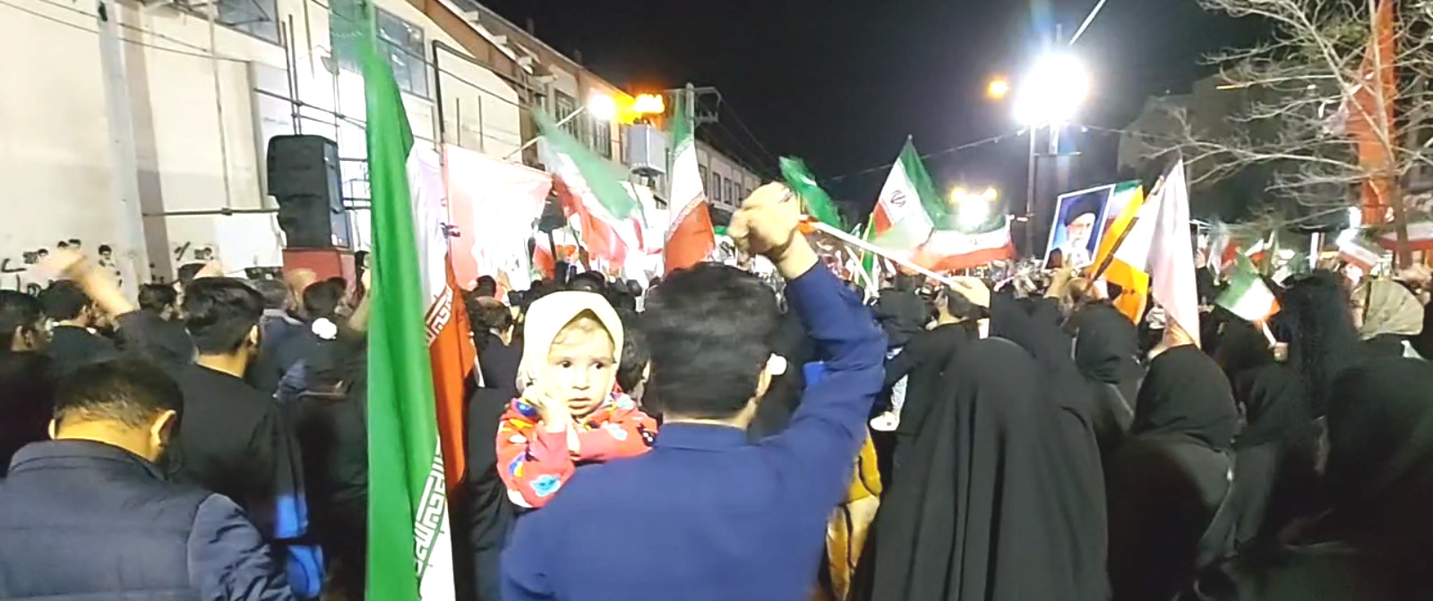 بیست و دومین شب یادبود امام امت در زاهدان؛ همبستگی نسل‌ها و ایستادگی مردم جنوب‌شرق ایران